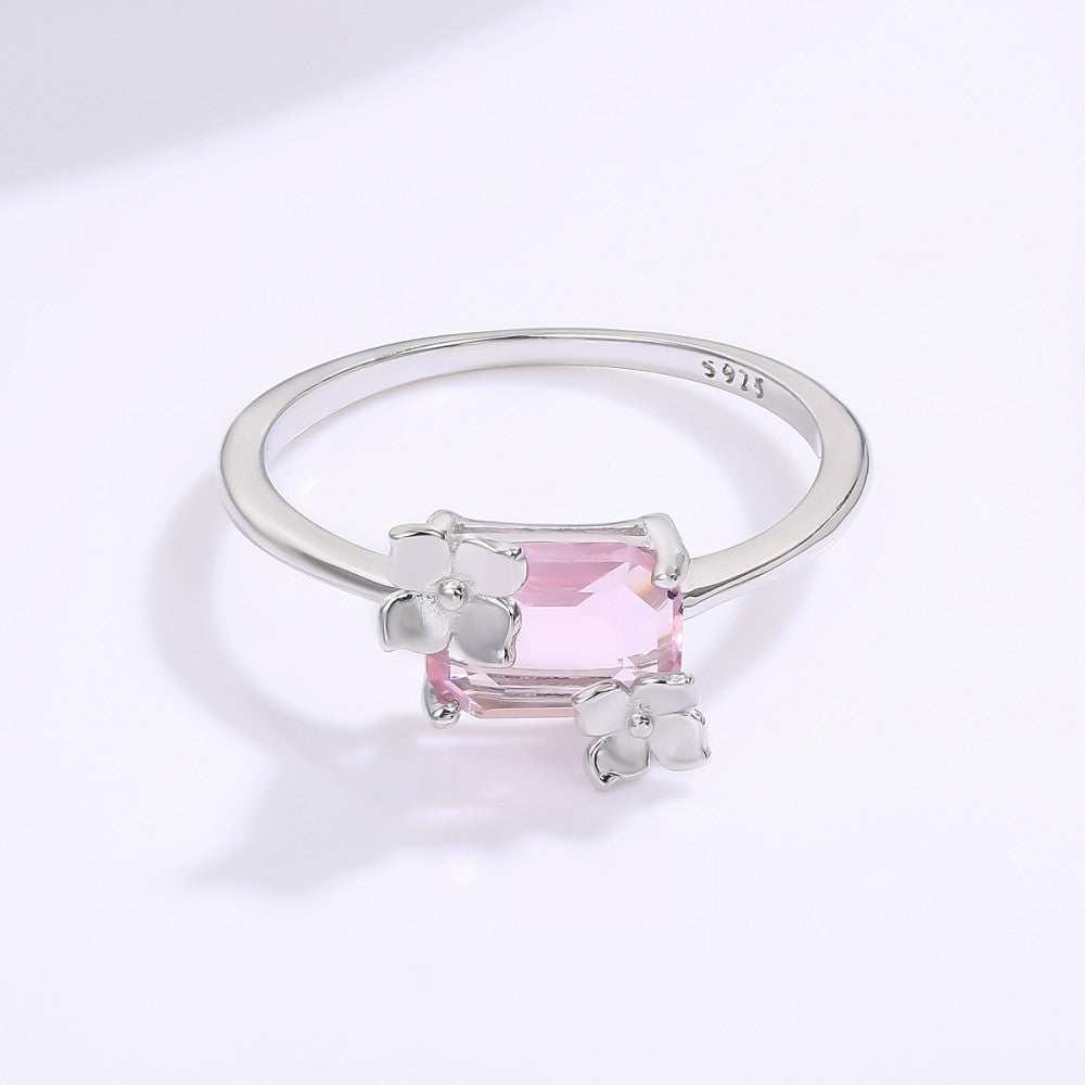 Ring aus goldplattierterr Legierung mit weißem Emporia® Kristall 1 
