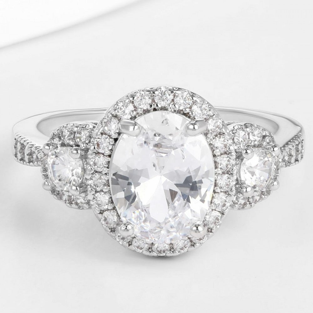 Ring aus goldplattierterr Legierung mit weißem Emporia® Kristall 1 