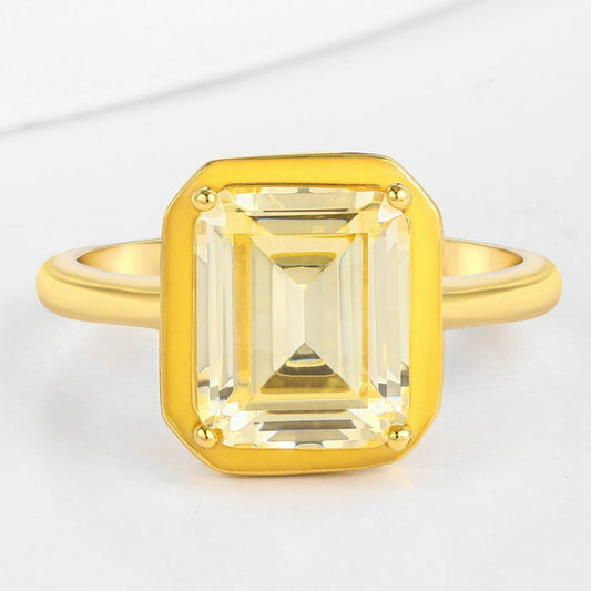 Ring aus goldplattierterr Legierung mit weißem Emporia® Kristall