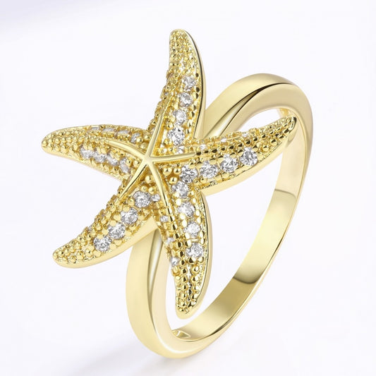 Ring aus goldplattierterr Legierung mit weißem Emporia® Kristall