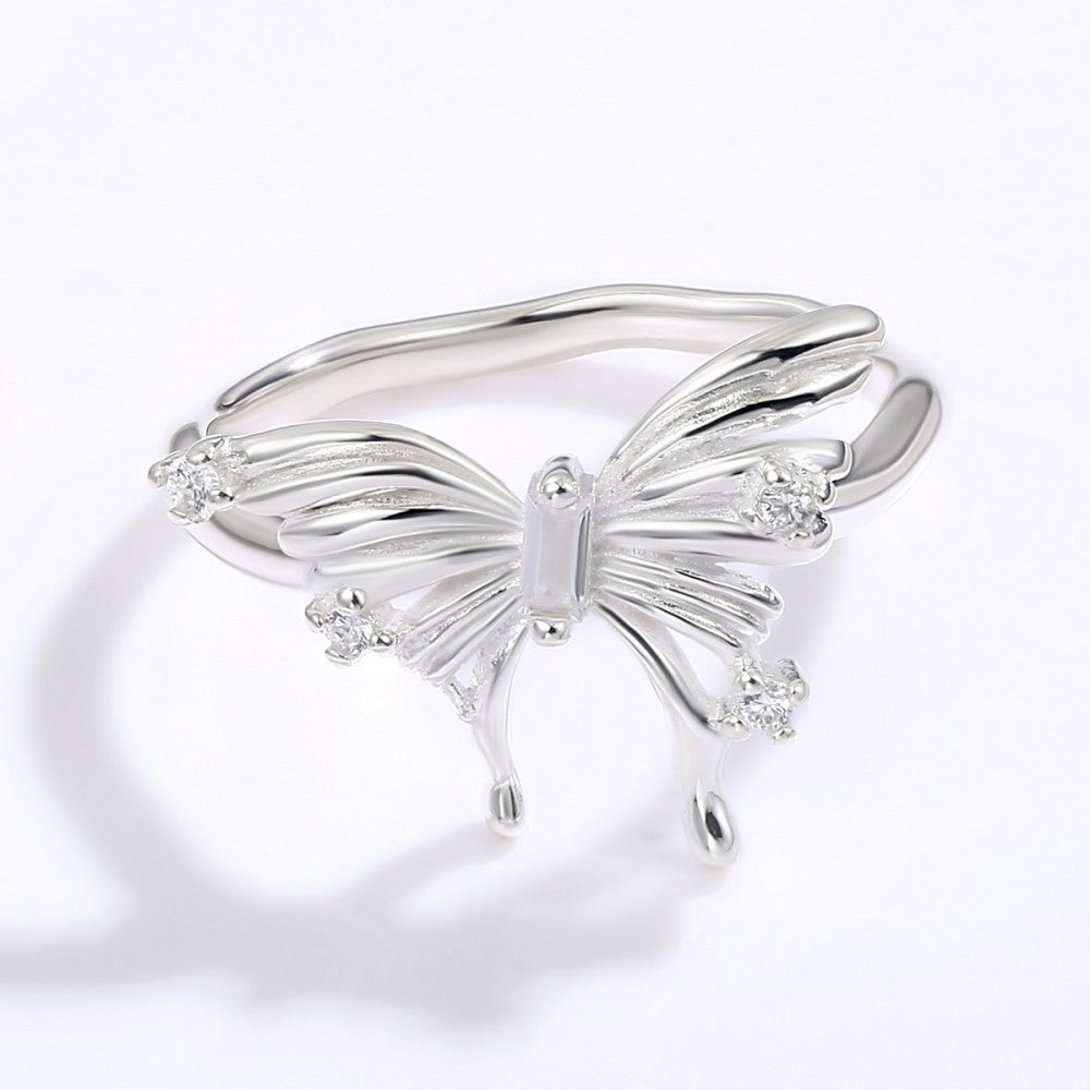 Ring aus goldplattierterr Legierung mit weißem Emporia® Kristall 1 