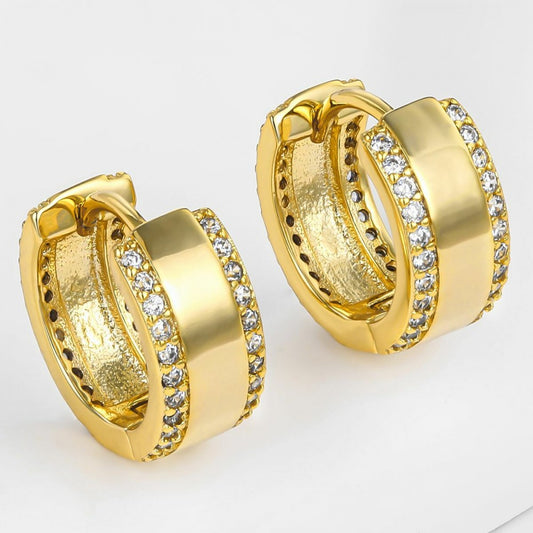 Ohrringe aus goldplattierter Legierung mit weißem Emporia® Kristall