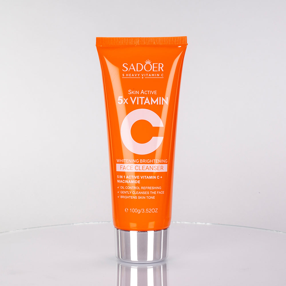 SADOER 5-fach Vitamin-C Hautbild ausgleichendes und feuchtigkeitsspendendes Gesichtspflege-Geschenkset – 6-teilig