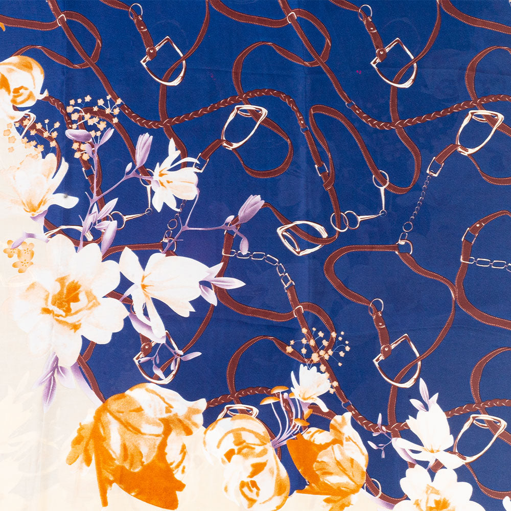 Schal "Florale Umarmung", 85 x 180 cm, Blau, 100% vegane Seide