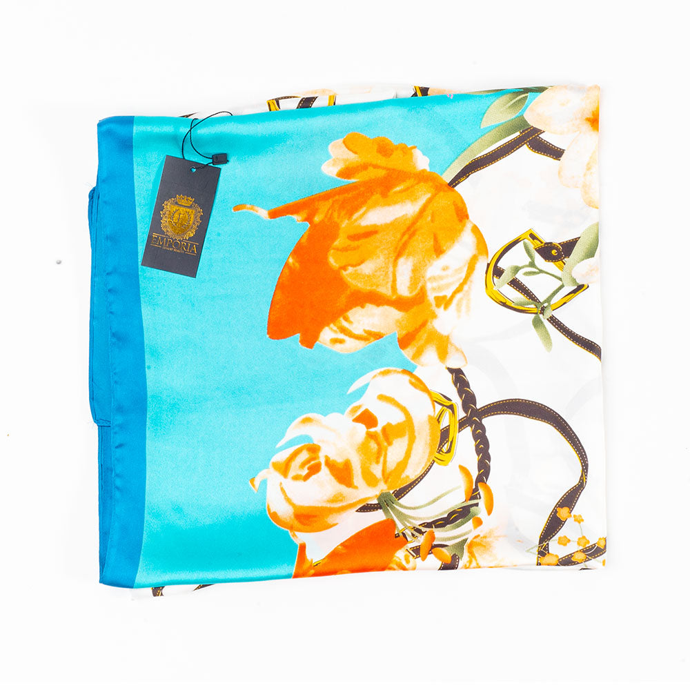 Schal "Florale Umarmung", 85 x 180 cm, Hellblau, 100% vegane Seide 3 