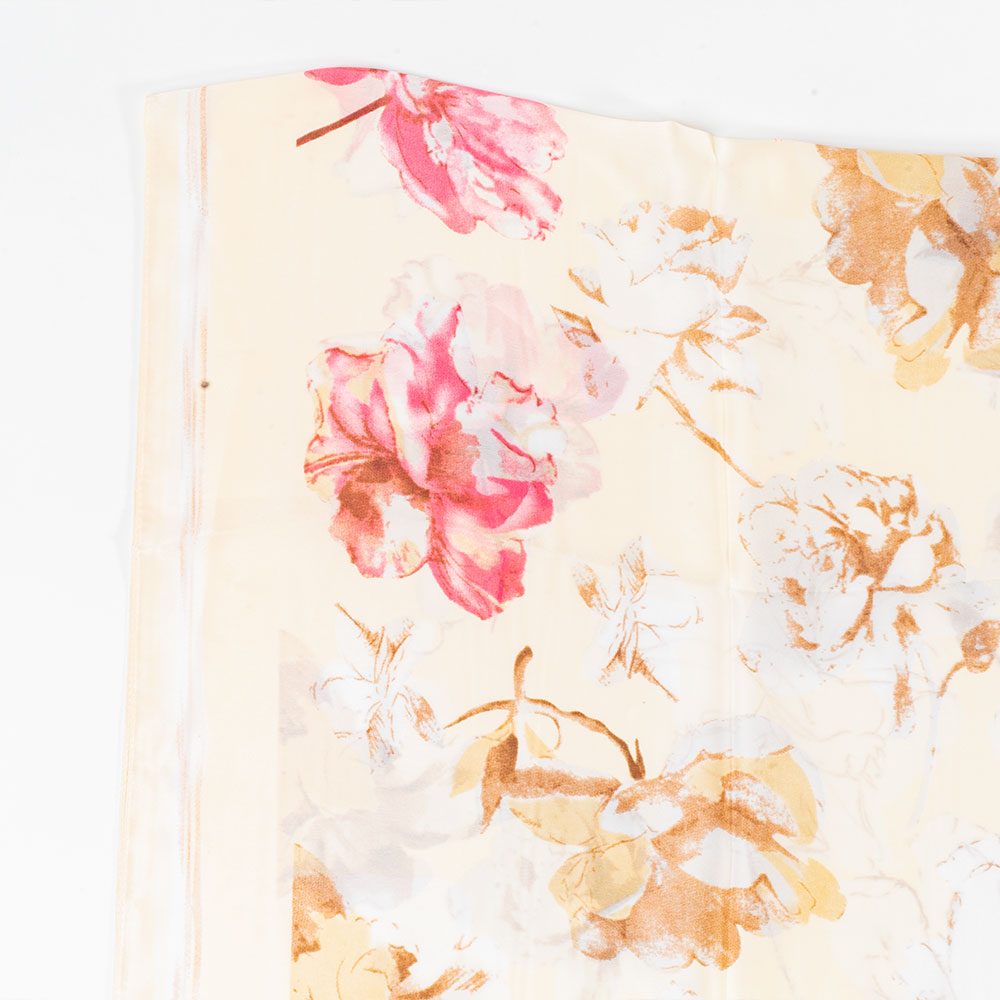 Schal "Blüten und Buchstaben", 85 x 180 cm, Weiß, 100% vegane Seide
