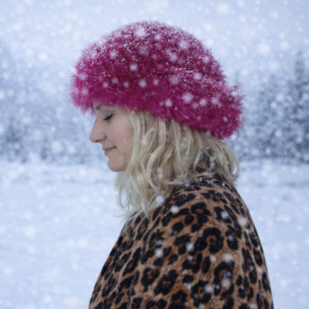 Rosafarbene Wintermütze aus Kunstfell – Einheitsgröße 4 