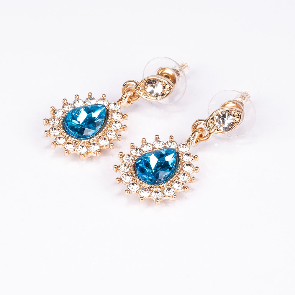 Schmuckgarnitur aus aus goldplattierter Legierung mit blauem Emporia®-Kristall und weißem Emporia® Kristall
