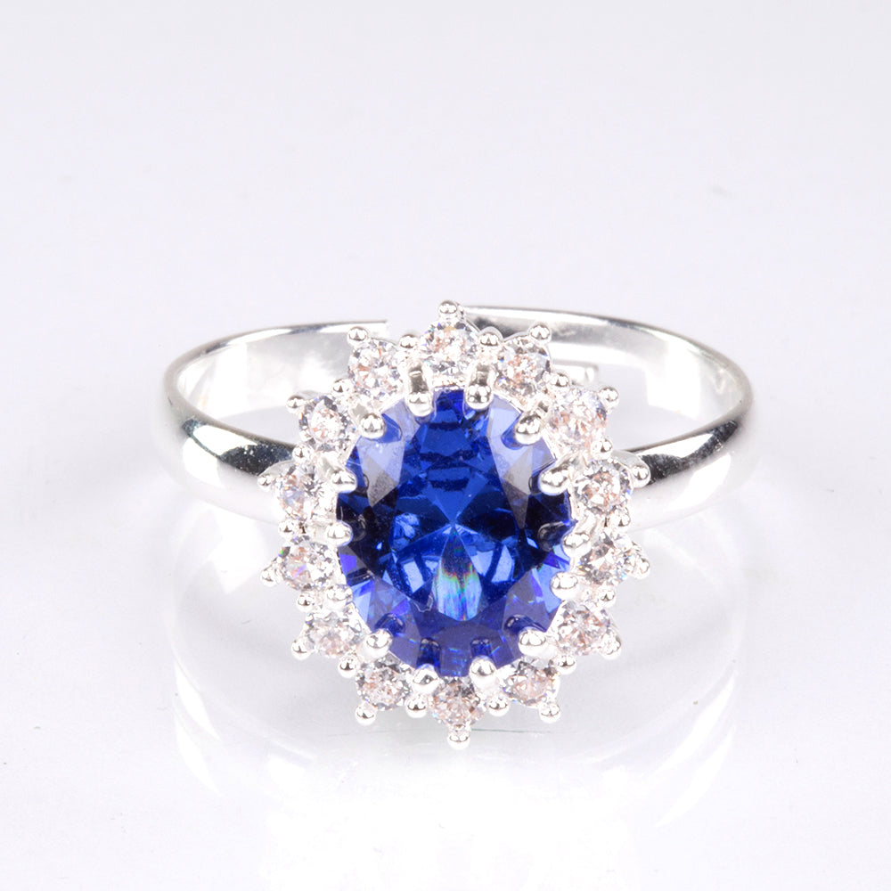 Schmuckgarnitur aus aus goldplattierter Legierung mit blauem Emporia®-Kristall und weißem Emporia® Kristall