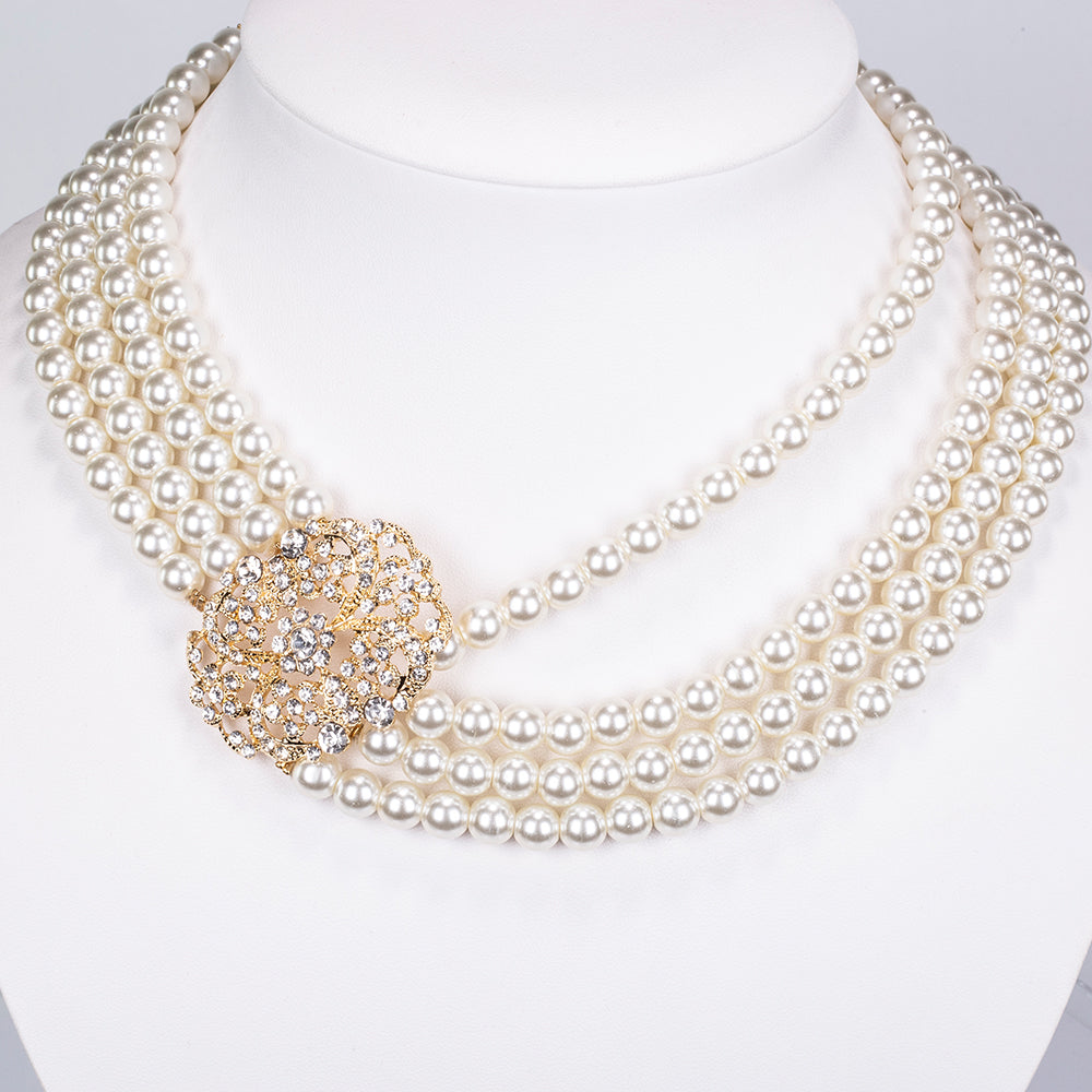 Schmuckgarnitur aus aus goldplattierter Legierung mit Glasperle und weißem Emporia® Kristall 3 
