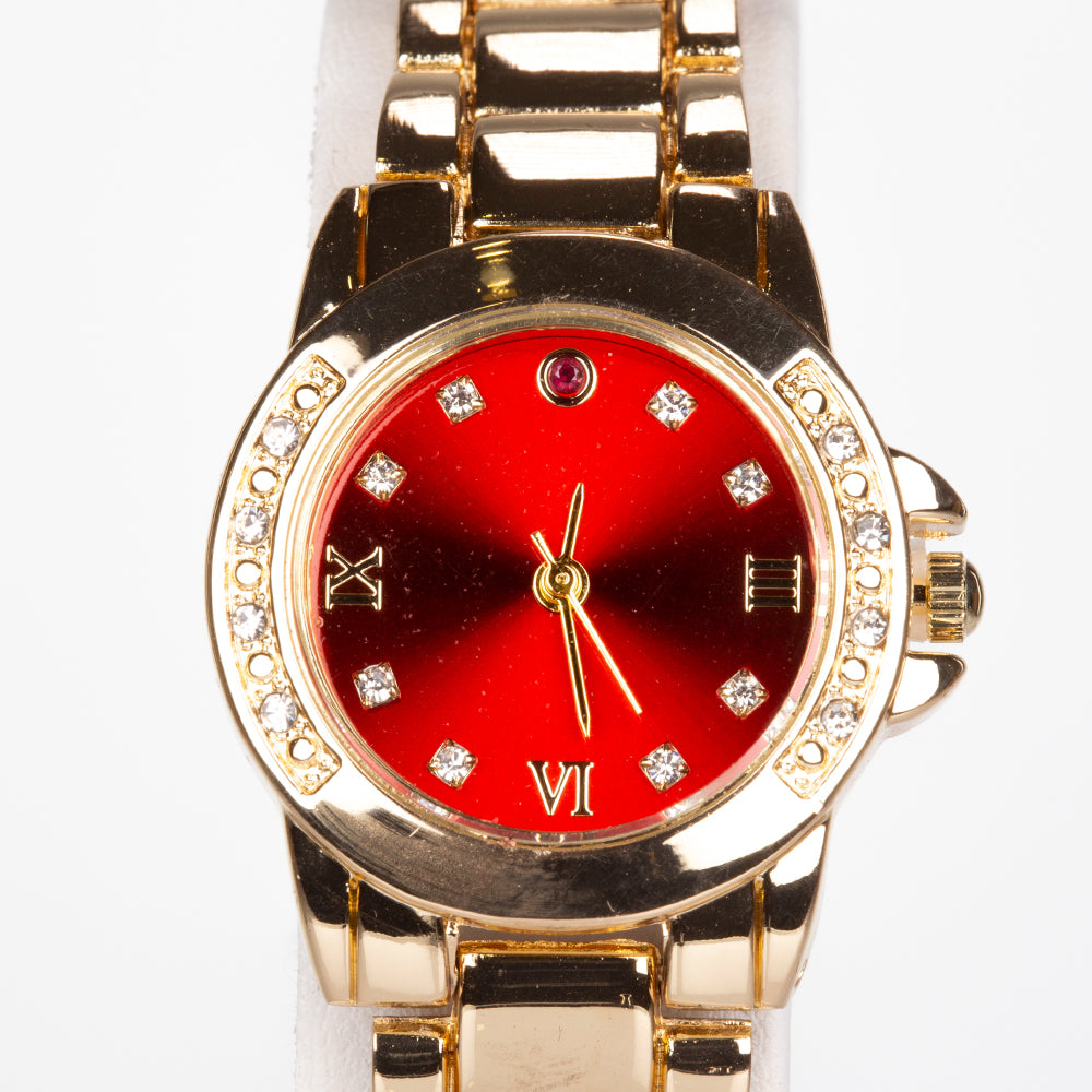 Uhr aus goldplattierter Legierung mit Rubin und weißem Emporia® Kristall