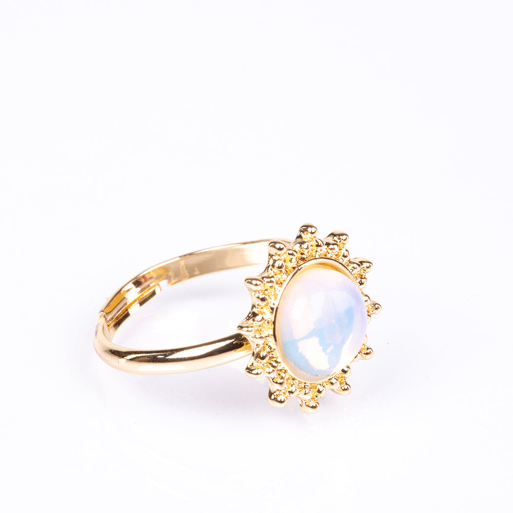 Ring aus goldplattierterr Legierung mit Mondstein 4 