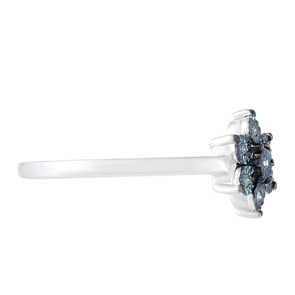 Silberring mit blauem Diamant