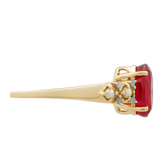 Goldring mit Thai Rubin und weißem Diamant