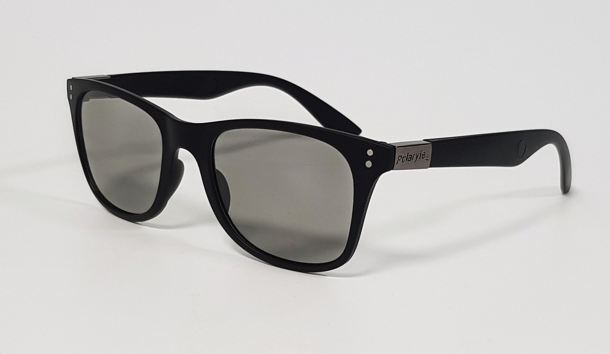 Photochrome, polarisierte Polaryte-Sonnenbrille mit UV400-Schutz 2 