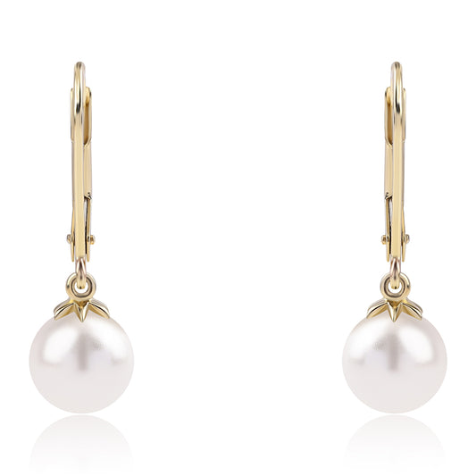 Goldohrringe mit weißer Süßwasserperle