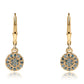 Goldplattierte Silberohrringe mit blauem Diamant