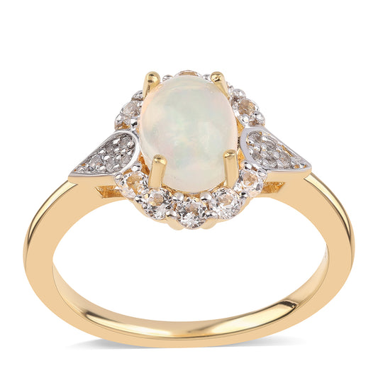 Goldplattierter Silberring mit äthiopischem Opal aus Lega Dembi und weißem Topas