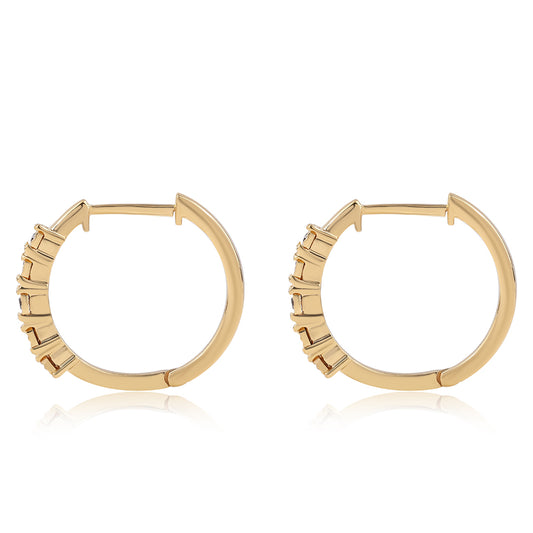 Goldplattierte Silberohrringe mit rotem Diamant