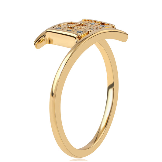Goldplattierter Silberring mit blauem Diamant