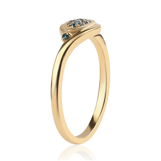Goldplattierter Silberring mit blauem Diamant