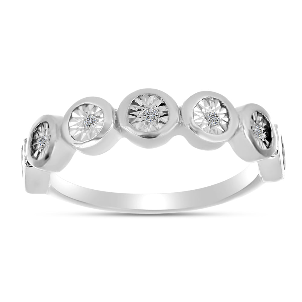 Silberring mit weißem Diamant