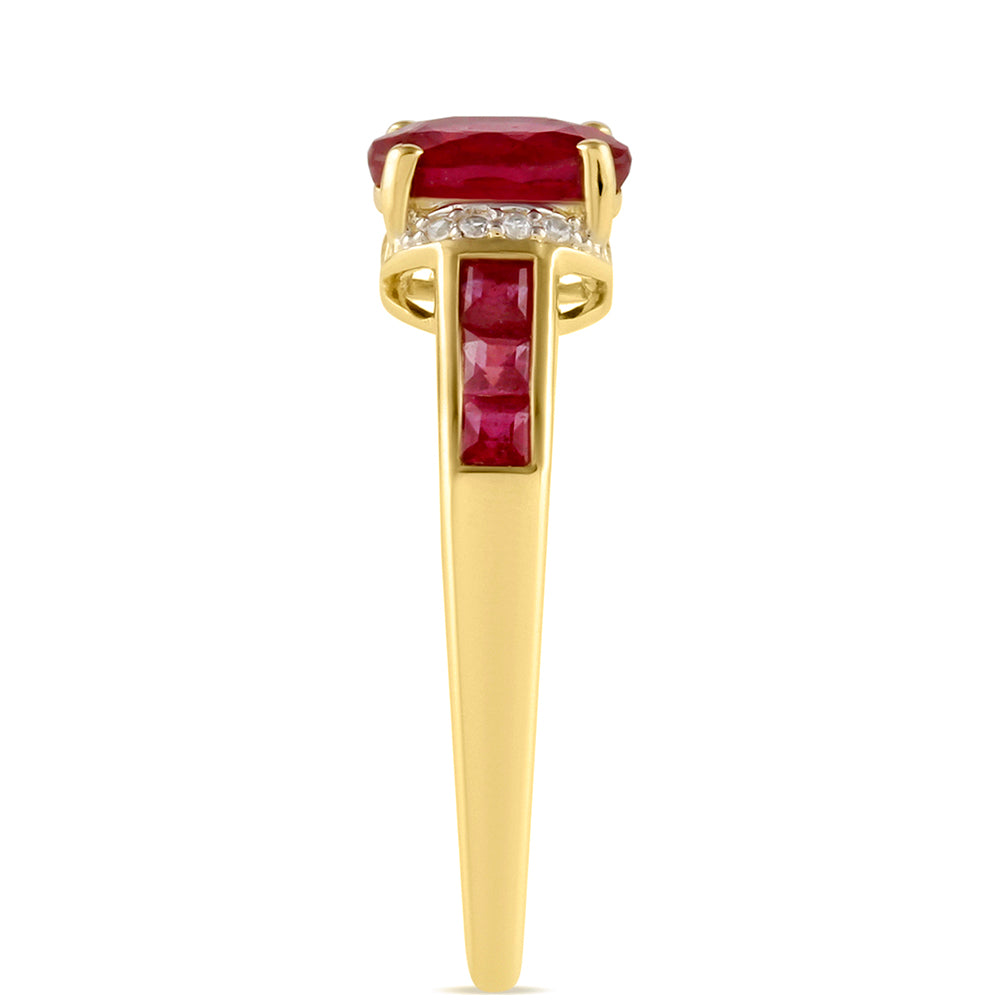 Goldplattierter Silberring mit Thai Rubin und weißem Topas