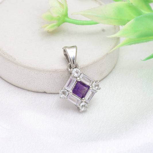 Silberanhänger mit marokkanischem Amethyst und weißem Topas