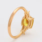 Ring aus goldplattierterr Legierung mit gelbem Emporia®-Kristall und weißem Emporia® Kristall
