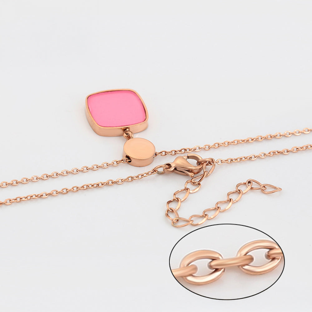 Halskette aus goldplattierter Legierung mit rosafarbenem Emporia® Kristall 6 