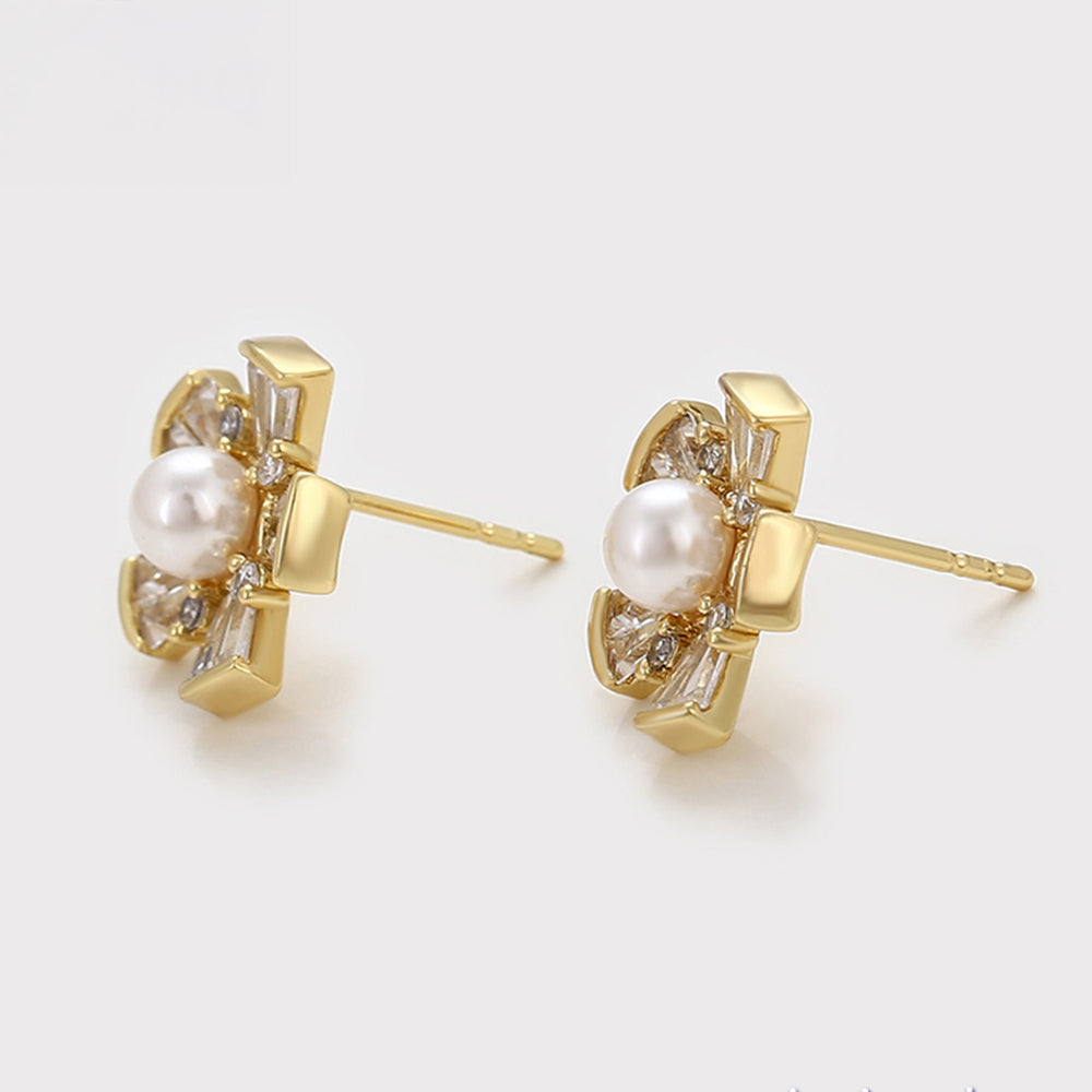 Ohrringe aus goldplattierter Legierung mit Glasperle und weißem Emporia® Kristall 3 