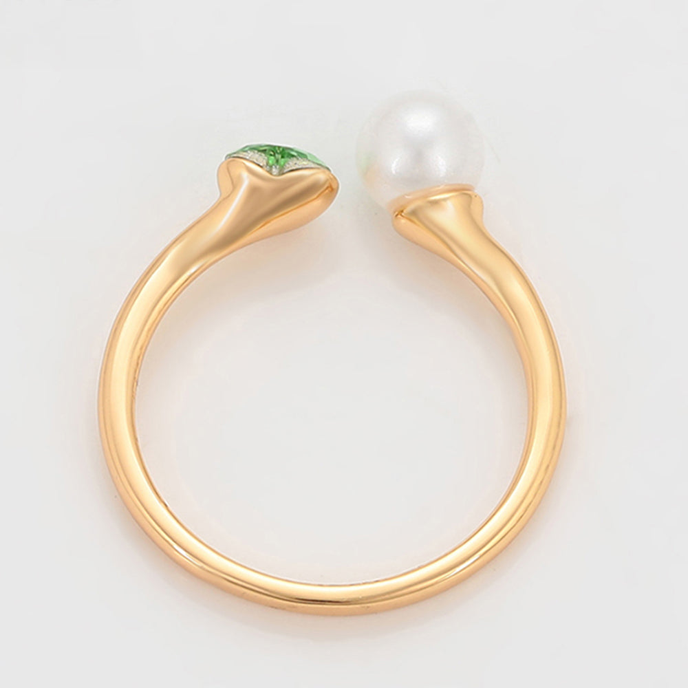 Ring aus goldplattierterr Legierung mit Glasperle und grünem Emporia® Kristall 7 