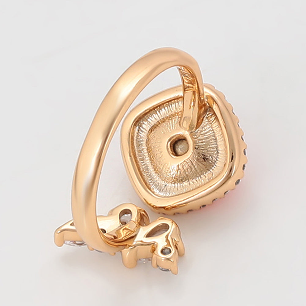 Ring aus goldplattierterr Legierung mit rotem Emporia®-Kristall und weißem Emporia® Kristall 7 