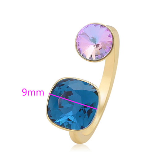 Ring aus goldplattierterr Legierung mit purpurfarbenem Emporia® Kristall und blauem Emporia®-Kristall