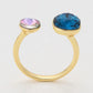 Ring aus goldplattierterr Legierung mit purpurfarbenem Emporia® Kristall und blauem Emporia®-Kristall