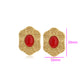 Ohrringe aus goldplattierter Legierung mit rotem Emporia®-Kristall