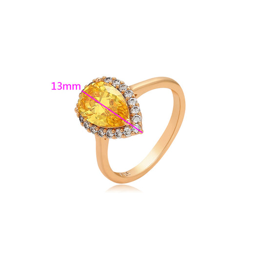 Ring aus goldplattierterr Legierung mit gelbem Emporia®-Kristall und weißem Emporia® Kristall