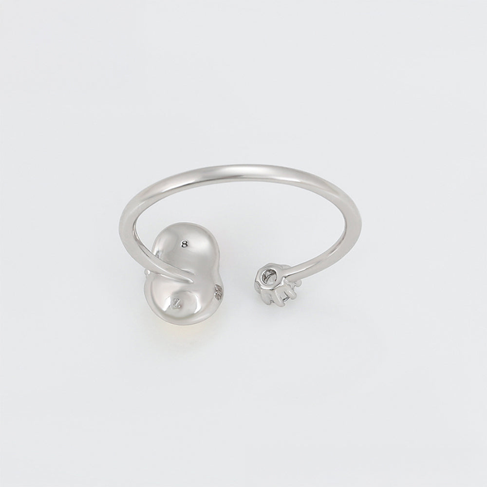 Ring aus goldplattierterr Legierung mit rotem Emporia®-Kristall und weißem Emporia® Kristall 7 