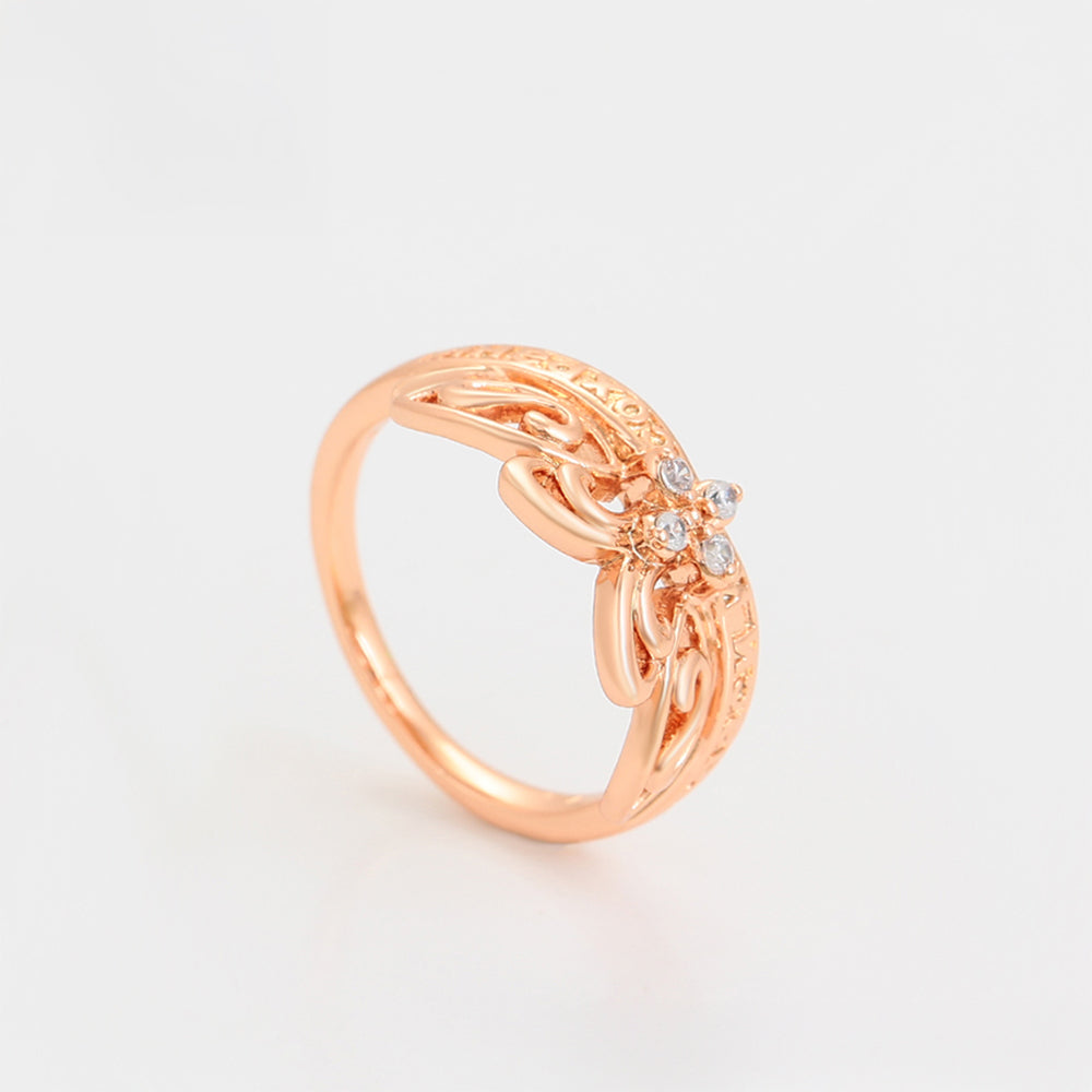 Ring aus goldplattierterr Legierung mit weißem Emporia® Kristall 1 