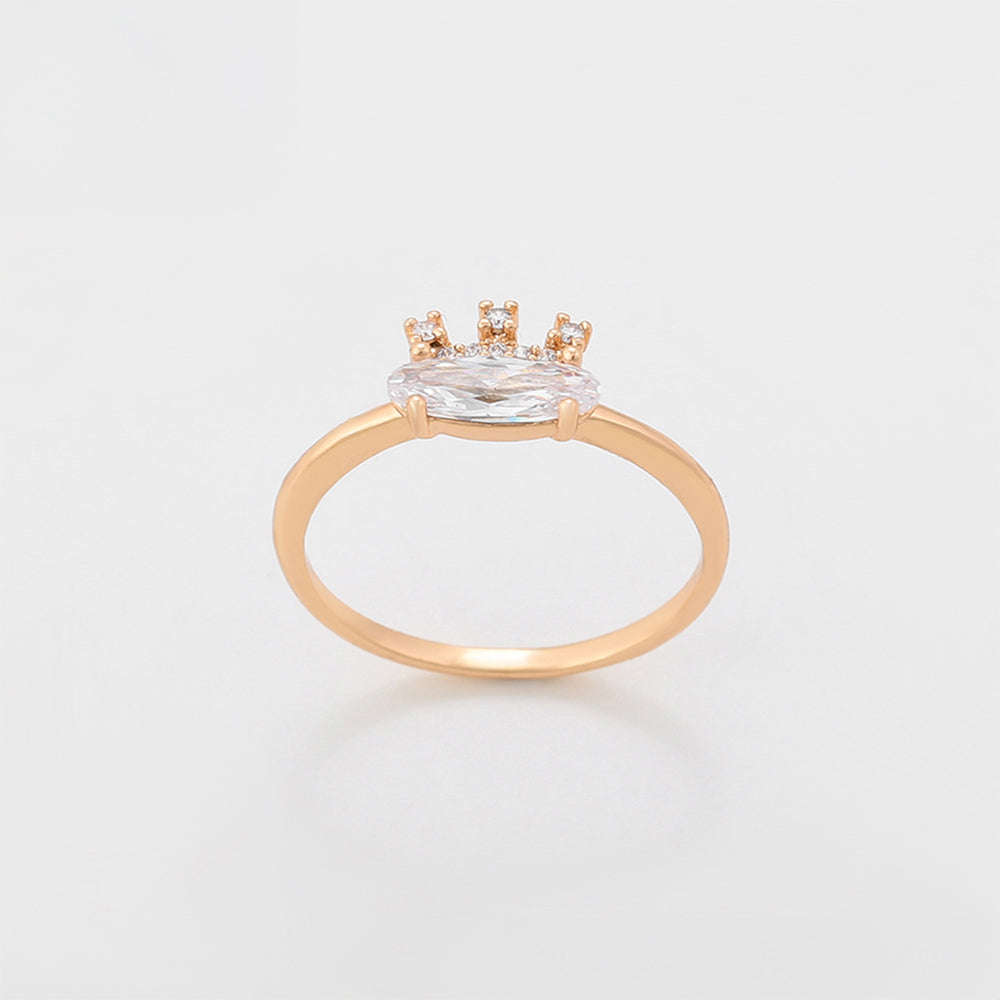 Ring aus goldplattierterr Legierung mit weißem Emporia® Kristall 3 