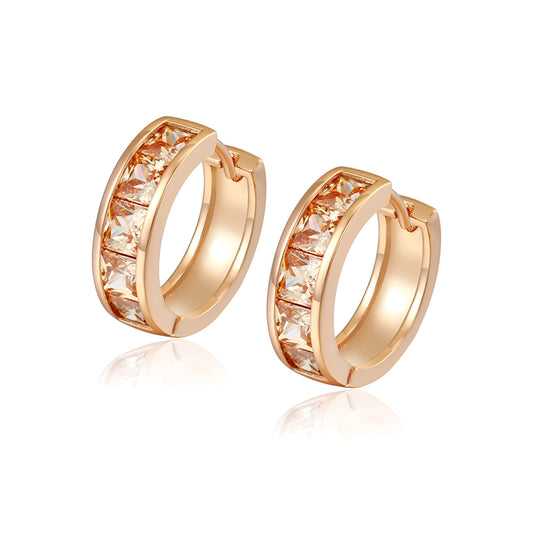 Ohrringe aus goldplattierter Legierung mit weißem Emporia® Kristall