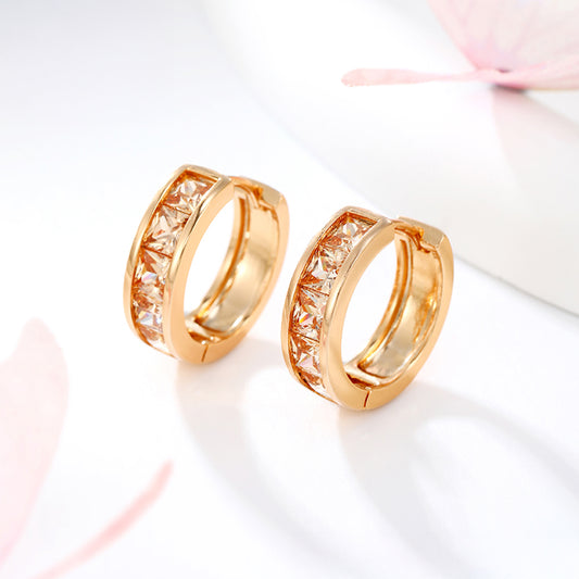 Ohrringe aus goldplattierter Legierung mit weißem Emporia® Kristall