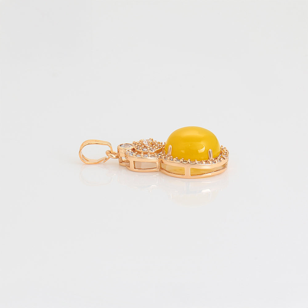 Anhänger aus goldplattierterr Legierung mit gelbem Emporia®-Kristall und weißem Emporia® Kristall