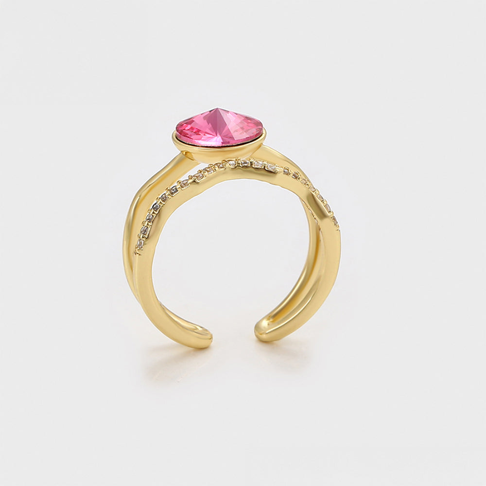 Ring aus goldplattierterr Legierung mit rotem Emporia®-Kristall 4 