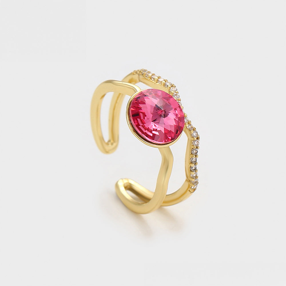 Ring aus goldplattierterr Legierung mit rotem Emporia®-Kristall 5 