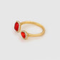 Ring aus goldplattierterr Legierung mit rotem Emporia®-Kristall und weißem Emporia® Kristall