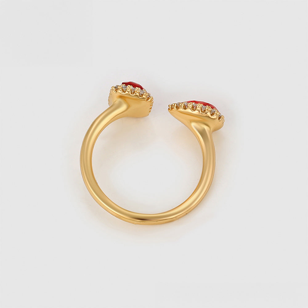 Ring aus goldplattierterr Legierung mit rotem Emporia®-Kristall und weißem Emporia® Kristall 6 