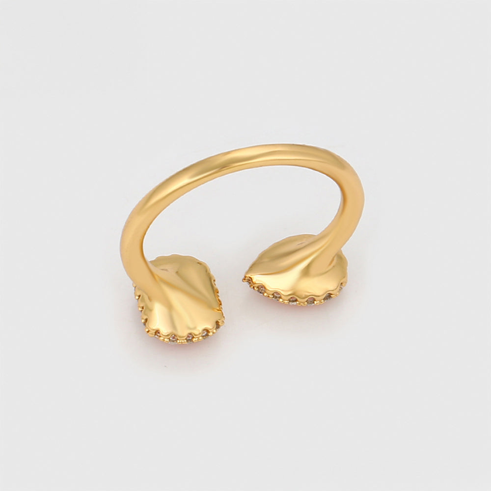 Ring aus goldplattierterr Legierung mit rotem Emporia®-Kristall und weißem Emporia® Kristall 7 