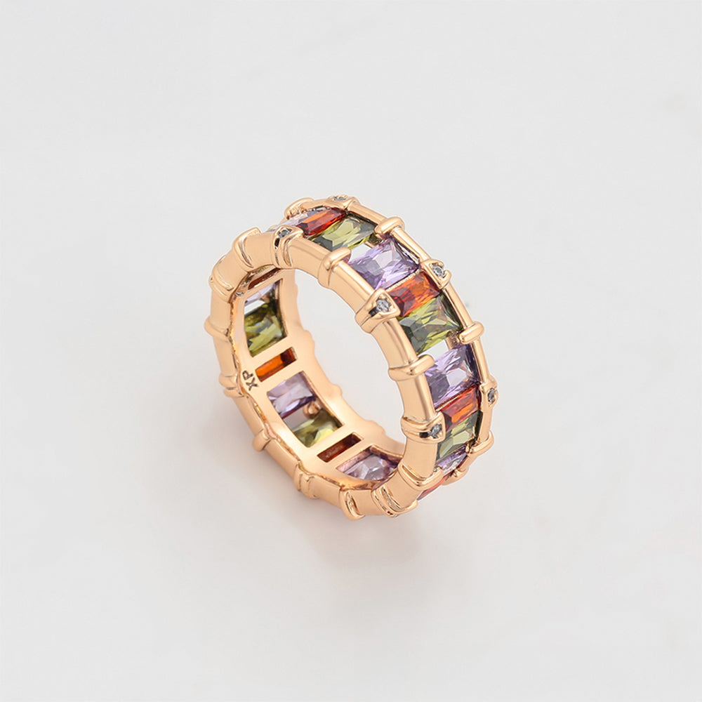 Ring aus goldplattierterr Legierung mit purpurfarbenem Emporia® Kristall und rosafarbenem Emporia® Kristall 6 