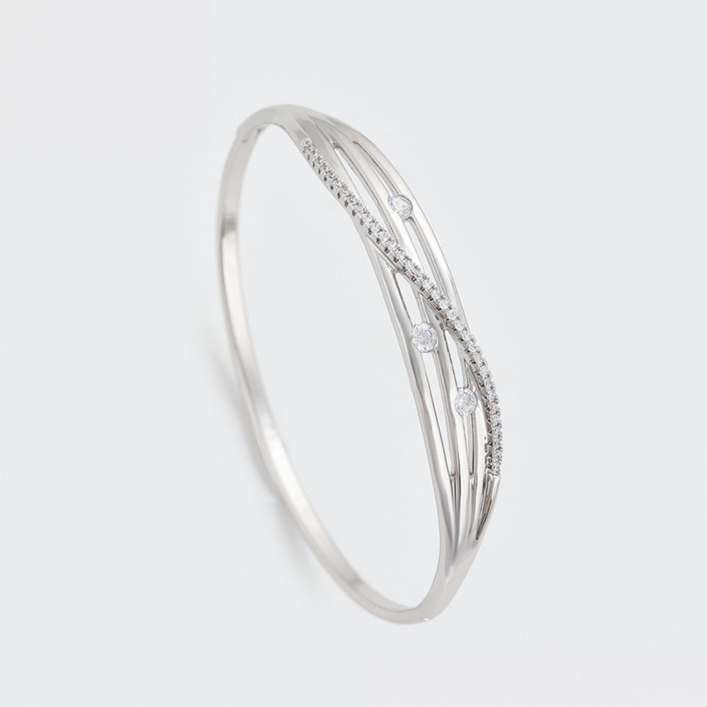 Armband aus goldplattiertesr Legierung mit weißem Emporia® Kristall